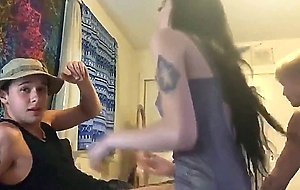 Amateur Threesome Girlfriend Suck Stranger cock - Ero24.tk