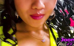 Big tits Asian teen worker fucked herslef after posing in the car garage