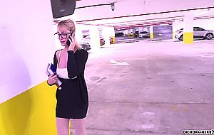 nerd milf is deep pounded