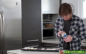 Stepmom Penny catches stepson fucking a can of raw dough