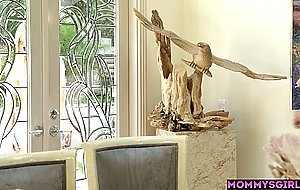 Eat hot stepmoms sweet muffin teen stepdaughter and please make is so wet