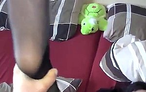 Abriendole el culo a mo novia morena mas en