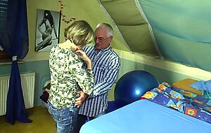 Mmv mature, blonde old woman likes to play with her hu