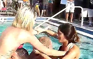 Amateur girl homemade chicken fighting