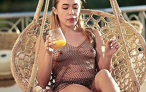 Watch4beauty, rika fane, sweet by the fire