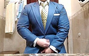 Str8 daddy jerking off in suit