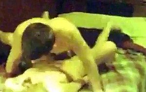 Sex amateurs fuck in bed porn video