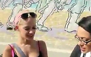 Amateur blonde sucks strangers in outdoor bj stunt