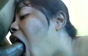 Tante Indonesia Mengisap - Blowjob dari MILF Asia