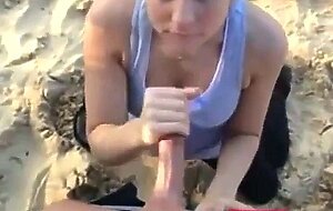 Beach Blowjob Leads to a Facial for This Amateur