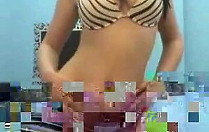 Gorgeous babe's amateur striptease on webcam.