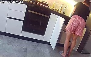 Real cheating. wife fucks a neighbor in the kitchen.