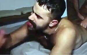 Troppo Cazzo per la Troia Muscolosa