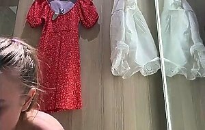 Squirting amateur in public so hot