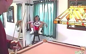 This bimbo got her cunt drilled well by this guy after a game of pool