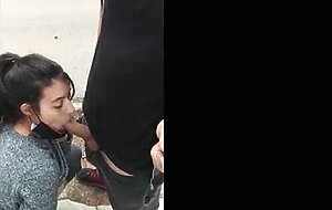 (amateur public) hot brunette sucking dick outdoor