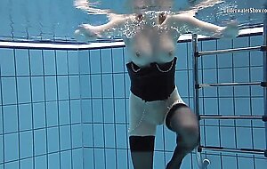 Brunette big tits girl Anetta underwater