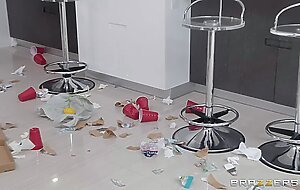 The morning after mess, Jessy...