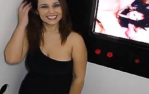 Busty wife blows gloryhole strangers!