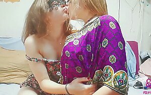 Hot teen anal threesome! cum in the ass and she licked creampie!