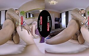RealityLovers - Black on Blonde VR
