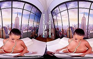 VR Hardcore fucking makes Alyssia Kent scream for more in POV XXX video