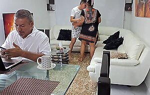 I fill my stepmother's face with cum, this bitch loves that I eat her pussy