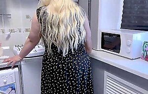  met his stepmom in the kitchen and she red a surprise for him