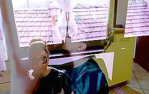 pipe francaise amateur - la fille porte des vetements de marque, il les ruine avec sperme