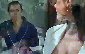 il baise 2 infirmieres milf de 30 ans