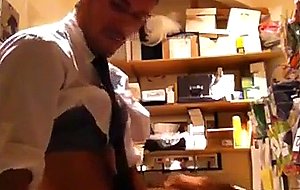 Amateur guys bareback and facial at work
