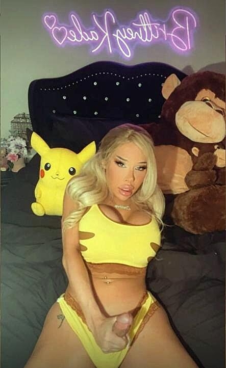 Blonde Shemale Brittney Kade Shows Off Her Big Boobs & Her Erect Dick Shemale