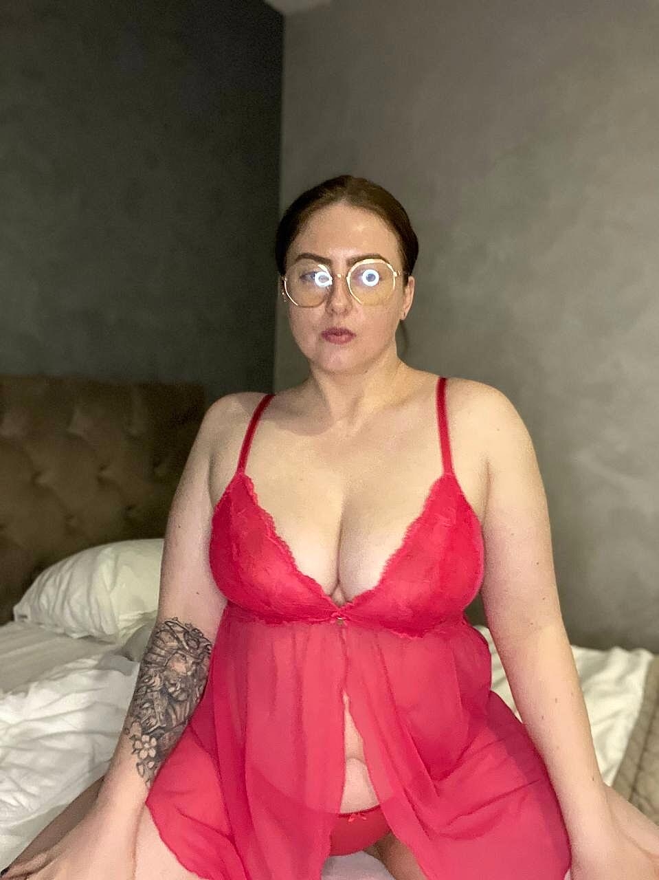 Onlyfans Fatty Kristi Kkk Poses In Her Bbw, Big-Tits, Chubby, Curvy, Thick