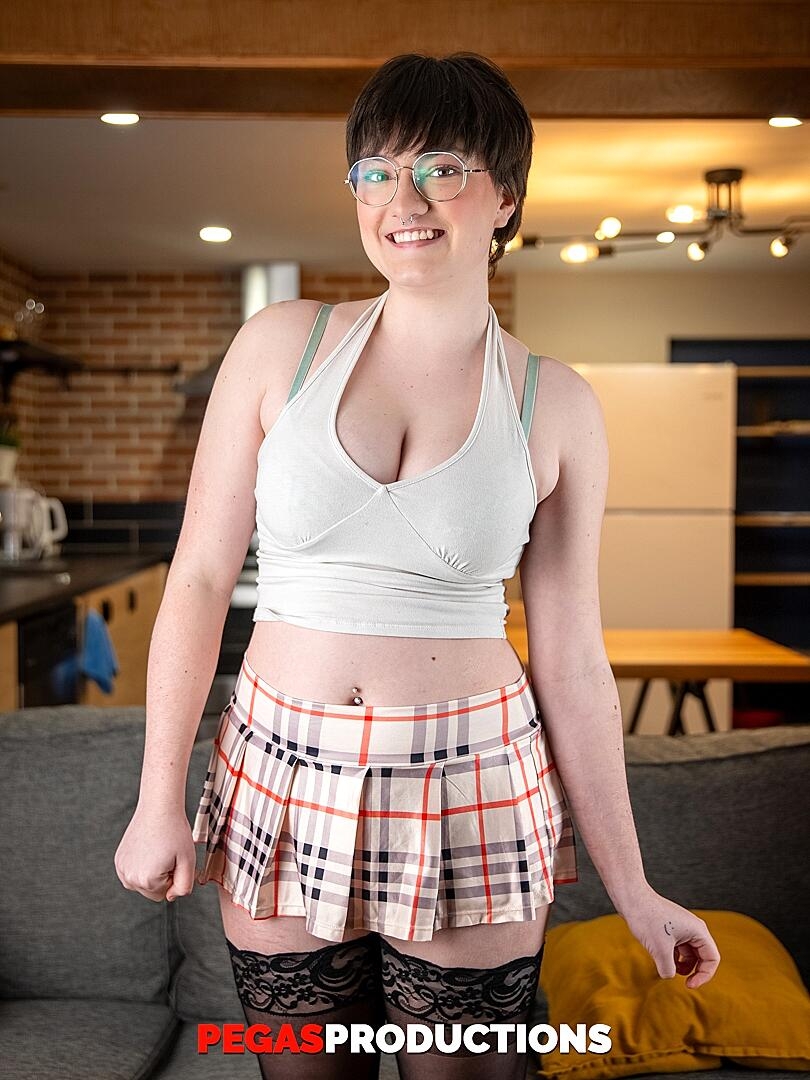 Short haired teen in glasses Kitty Kunt displays her big tits and bubble ass, Rick Hard