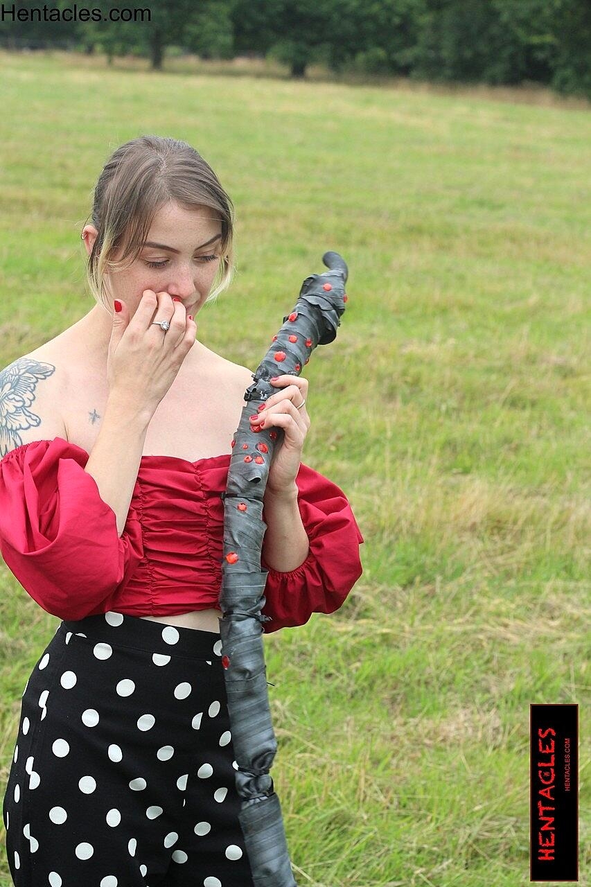 Hentacles Featuring Alt Doll Nude Xxx Amateur, Clothed, Outdoor, Solo