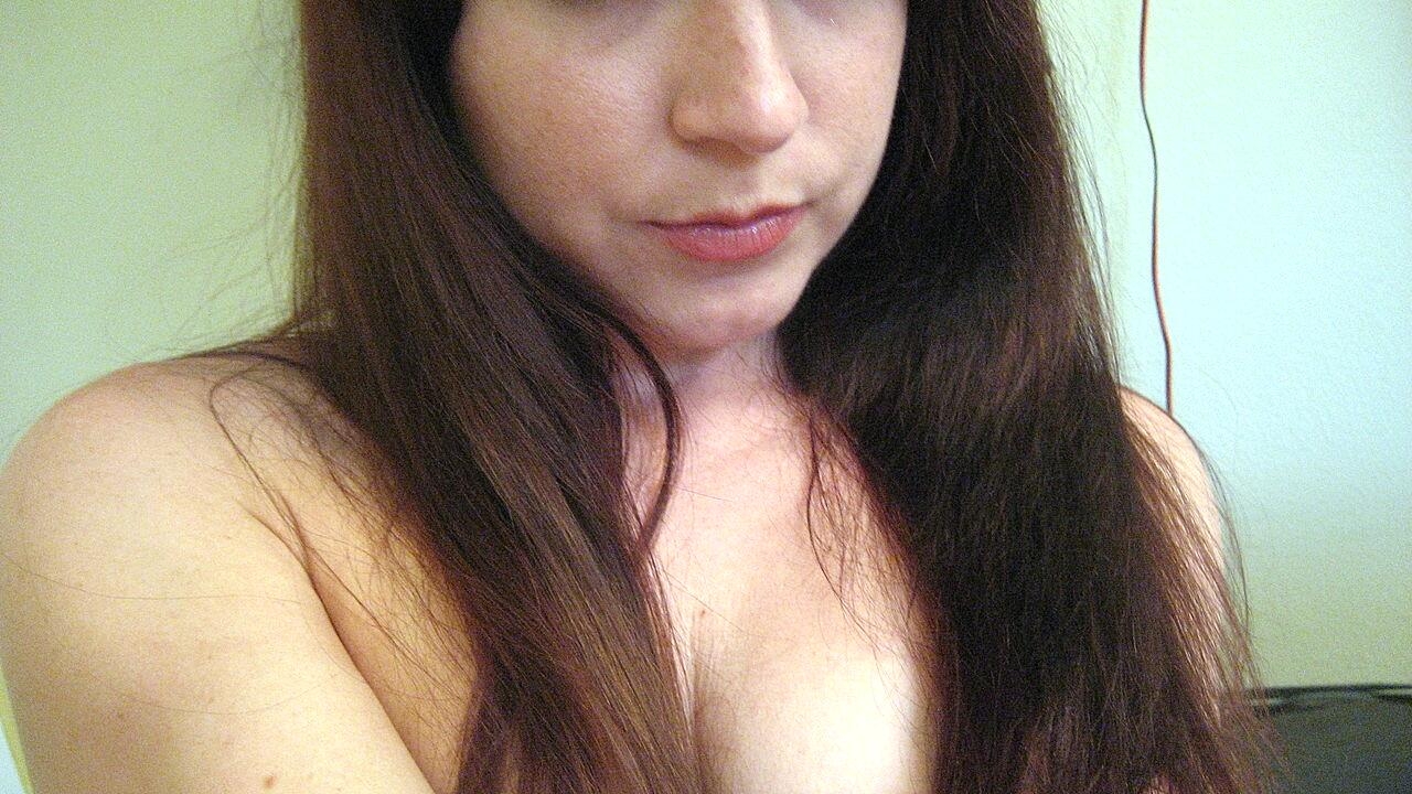 Amateur Ginger Jaimee Saunders Grabs Her Boobs & Shows Her Trimmed Pussy Amateur, Amateur-Swingers, Swingers