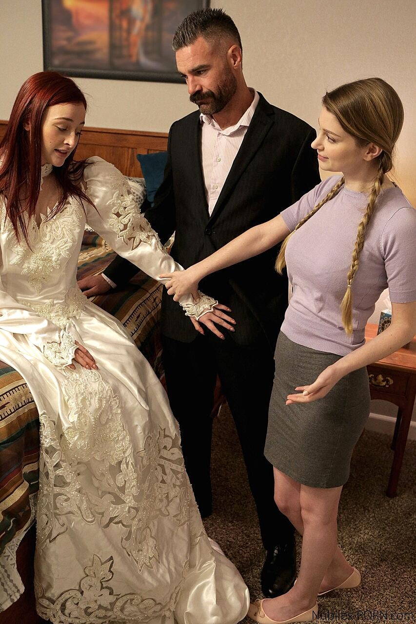 New bride Danni Rivers gets sexual training from wife Bunny Colby in a 3some